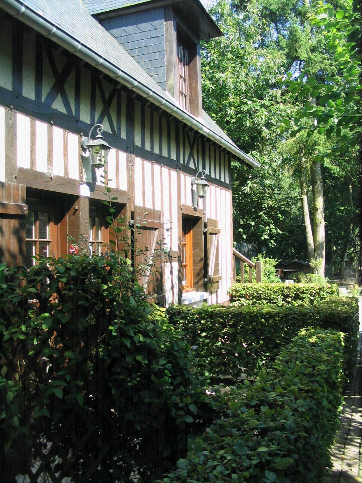 Du Val Au Cesne Maison d'hôtes